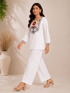 White Cotton <b>Kurta</b> With Embroidered Neckline Loose Fit Casual Ethnic Wear India Pakistan Style All Seasons - Product Image 3
