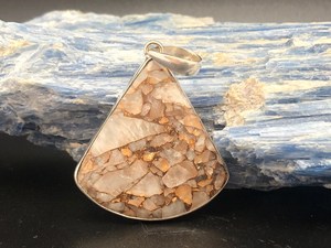 Pendentif triangulaire en calcite de cuivre, en argent sterling 925, fait main, pierre précieuse naturelle, bijou statement, cadeau - Product Image 3