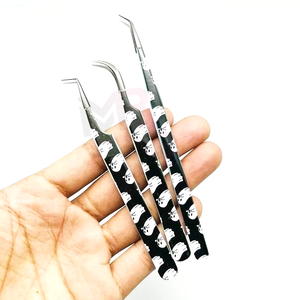 Pinces à cils noires et blanches avec revêtement, pointe fine durable, testées à la main, avec logo personnalisé - Product Image 5