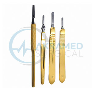 Ensemble de 4 poignées de scalpel dorées en acier inoxydable, instruments de chirurgie générale certifiés CE - Product Image 1