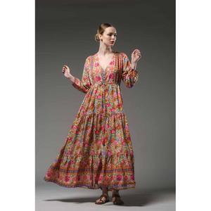 ชุดเดรสแม็กซี่ลายดอกไม้สไตล์โบโฮสำหรับผู้หญิง คอวี แขนยาว ผูกเอว ทรงหลวม สวมใส่สบาย เหมาะสำหรับฤดูร้อนและชายหาด - Product Image 3