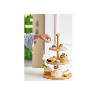 Support à cupcakes en bois naturel, support à dessert rustique fait à la main pour gâteaux, muffins, pâtisseries, utilisation en boulangerie et en restauration - Product Image 6