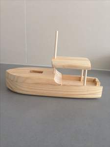 Bateau en bois ancien pour la décoration côtière, les thèmes nautiques et les présentations d'intérieurs maritimes traditionnels - Product Image 5