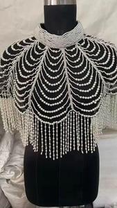 Capa con cuello chal de encaje con cuentas negras y doradas, con flecos y bordado de lentejuelas, para fiesta, boda o escenario - Product Image 5