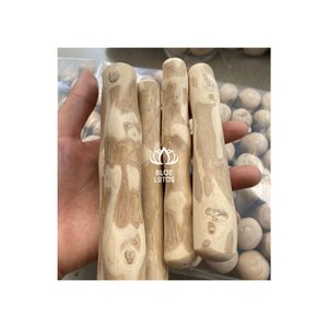 Juguete Ecológico de Madera de Café para Perros, Palitos para Masticar de Lujo, Marca Blue Lotus Vietnam - Product Image 1
