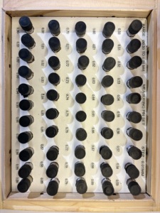 Cylindrical Steel <b>Measuring</b> Pin <b>Gauges</b> Flush Pin gage with knobs <b>measuring</b> range 0.1mm to 100 mm high precision pin plug <b>gauge</b> - Product Image 6