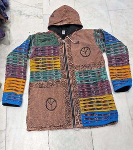 Chaqueta de Invierno con Capucha Estilo Hippie, Patchwork Étnico Vintage, Holgada, de Forro Polar, para Mujer y Hombre, Estilo Boho, Festival, Tallas M L XL GC-AP-1525 - Product Image 3