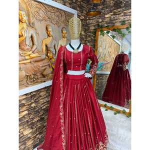 Belle tenue de soirée XL Lehenga Choli avec broderie lourde - Product Image 1