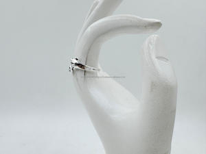 แหวนเงินแท้เปิดทันสมัยพร้อมอัญมณีเครื่องประดับแฟชั่นอินเทรนด์ - Product Image 3