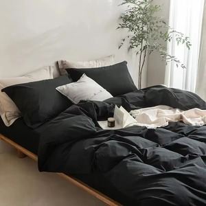 Juego de Edredón Minimalista de 4 Piezas en Gris Sólido, Ropa de Cama Moderna y Sencilla con Edredón y Fundas de Almohada - Product Image 4