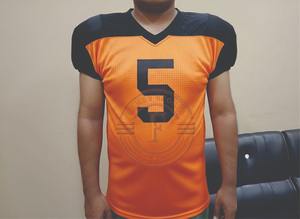 Maillot de football américain vintage personnalisé, rétro, en mesh cousu, style streetwear, surdimensionné, pour les fans - Product Image 1