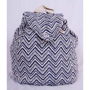 Sac à dos élégant en toile de coton fait main, léger et vintage pour pickleball, avec crochet de clôture et porte-bouteille d'eau - Look chic - Product Image 1