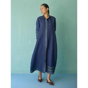 Vestido maxi de lino a rayas azules para mujer, cuello vuelto, manga tres cuartos, corte holgado informal, transpirable, para todas las estaciones. - Product Image 2