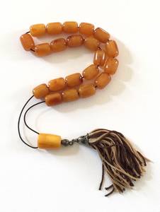 Perles de prière ovales rouge foncé Tasbih Misbaha - Product Image 1