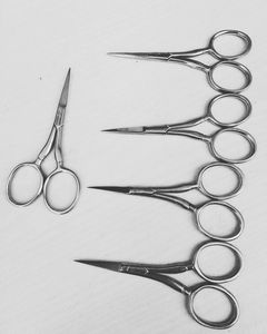 Custom Design Embroidery Scissors Wholesaler Professional Stainless Steel Thread Cutting <b>Shears</b> Crane Scissors Mini Heart Shape - Product Image 3