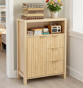 NOUVEAU Meuble de rangement moderne en chêne clair cannelé avec étagère ouverte, 1 porte et 3 tiroirs, buffet en bois pour salon et entrée - Product Image 1