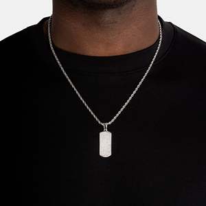 Collier pendentif Dog Tag de luxe en Moissanite VVS, entièrement serti, en Argent Sterling 925 - Product Image 4