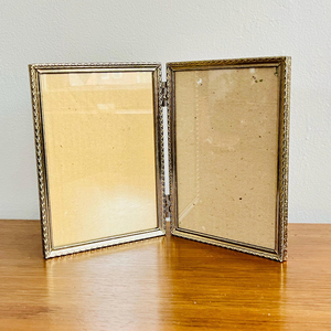 New Exclusive Quality <b>Metal</b> Tabletop Double Side Photo <b>Frame</b> Custom Shape Wholesale Picture <b>Frame</b> in Gold Color Home Decor - Product Image 4