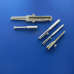 Lot d'instruments orthopédiques chirurgicaux 3M Zimmer - Product Image 1