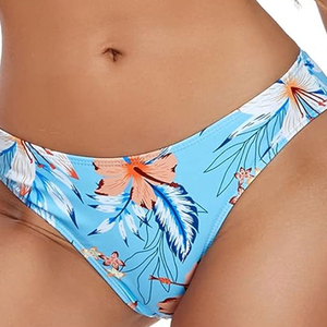 Maillot de bain sexy pour femme, bikini imprimé à franges, ensemble trois pièces avec écharpe pour la plage - Product Image 6