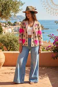 Chaqueta Suzani para mujer súper cómoda y agradablemente cálida con bordado de corazón y cruz, estilo bohemio, abrigo de invierno para damas. - Product Image 2