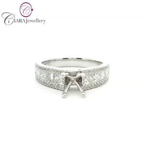 Venta al por mayor 18K AU750 BLANCO/AMARILLO/ORO ROSA DIAMANTE NATURAL REDONDO Y BANDA DE DIAMANTE DE PRINCESA CENTRO REDONDO 1.00CT ANILLO DE COMPROMISO - Product Image 1