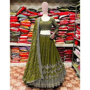 Lehenga Choli de Fiesta para Mujer de Diseñador con Bordado de Lentejuelas - Product Image 1