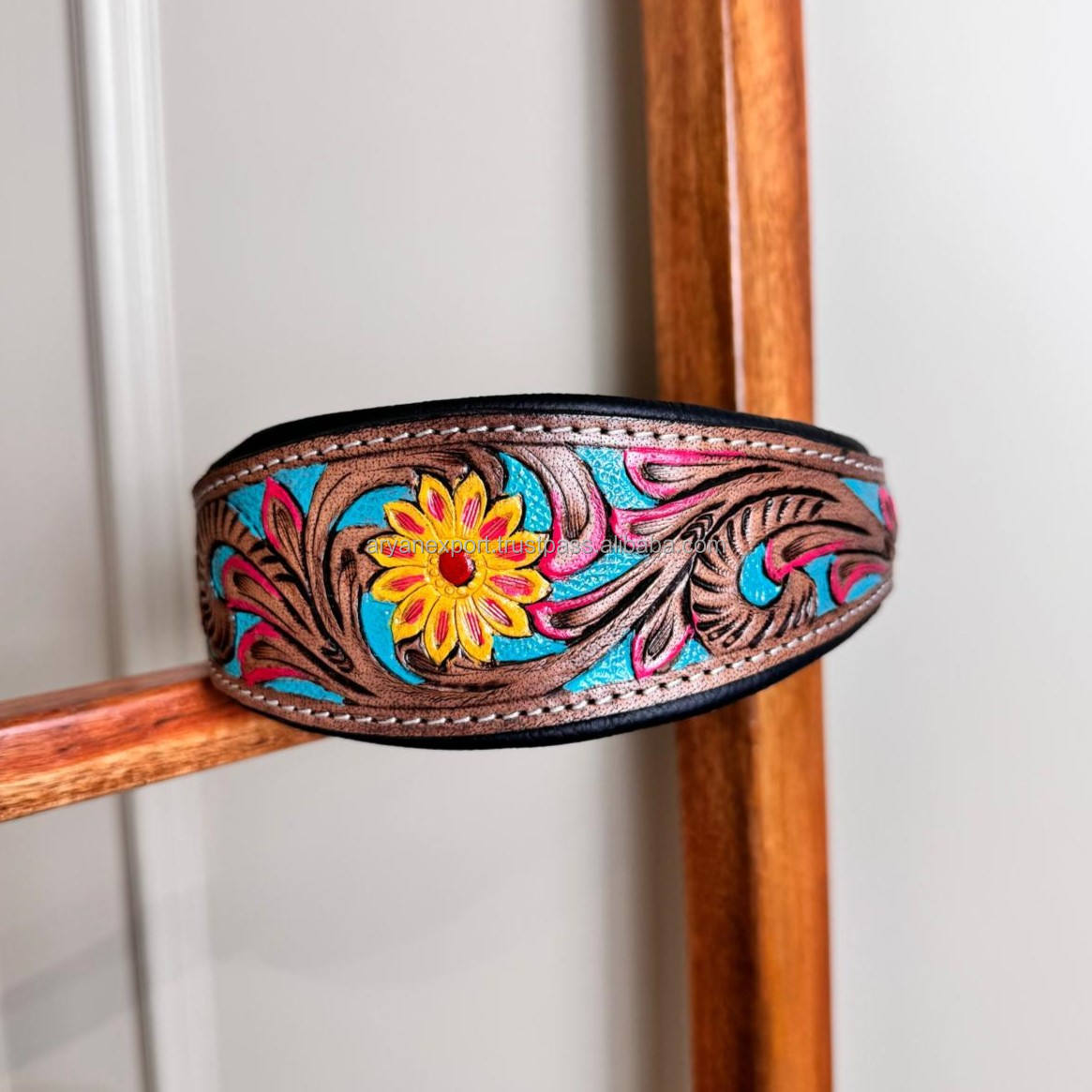 สีน้ำตาล