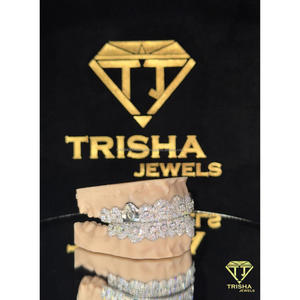 Grillz tendance en moissanite VVS, en argent sterling 925, style hip-hop, ensemble de bijoux dentaires pour hommes et femmes par Trisha Jewels - Product Image 4