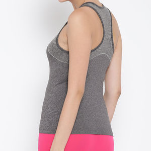 Débardeurs pour femmes avec logo personnalisé, design sur mesure, fabrication professionnelle, coupe ajustée, vêtements de fitness, débardeurs de sport pour femmes, personnalisables - Product Image 4