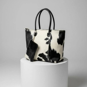 Sacs fourre-tout en cuir de vachette légers faits à la main, très demandés, sacs de voyage haut de gamme, vente en gros, fournisseur OEM, logo personnalisé - Product Image 1
