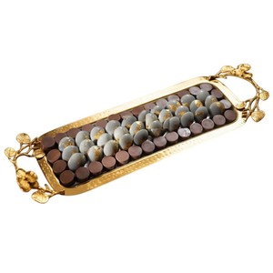 Plateau de service ovale en métal doré au design fabuleux, idéal pour les chocolats de qualité supérieure, pour les mariages, la maison, les hôtels et les restaurants. - Product Image 6