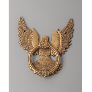 Battant de porte décoratif en laiton antique au design unique pour maison, villa, hôtel et bureau - En vente - Product Image 3