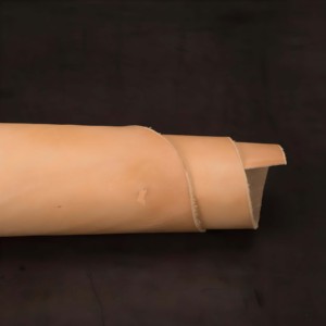 Cuero de búfalo natural de alta calidad de 5 mm, curtido vegetalmente, sin teñir, de grano completo y grueso, para la fabricación de bolsos de lujo personalizados y suelas de zapatos. - Product Image 1