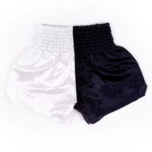 Shorts de boxe Muay Thai personnalisés haut de gamme pour hommes, en nylon extensible, couleur unie, imprimés, pour le kickboxing, séchage rapide, athlétiques - Product Image 2