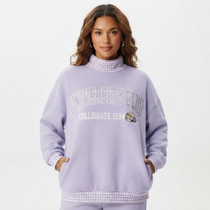 เสื้อสเวตเชิ้ตคอกลมโอเวอร์ไซส์สีฟ้าอ่อนสำหรับผู้หญิง ตกแต่งโบว์ปักลายเชียร์คลับ ผ้าฟลีซ 100% ผ้าฝ้ายเนื้อนุ่ม ใส่ได้ในฤดูใบไม้ร่วง - Product Image 3