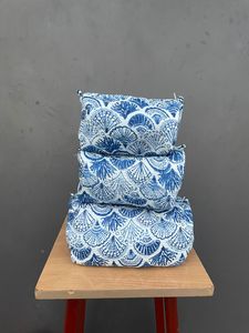 Bolsa de cosméticos de algodón con diseño de conchas azules y blancas, cierre de cremallera, bolsa de uso diario para mujer a la moda - Product Image 1