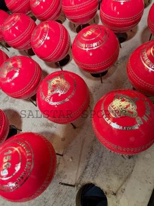 Wholesale Professional Cricket Leather Club Cricket Ball 156GM Special Premium Balls Custom Logo Pink Match Ball Factory Supply - Product Image 4