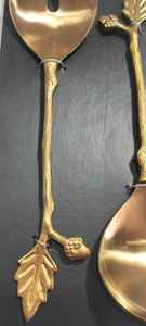 Ensemble de 2 saladiers en acier inoxydable, nouveau design, finition laiton antique et poignée en feuille de laiton moulée. - Product Image 3