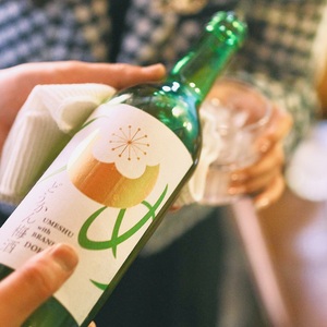Premium Japanese Sweet Umeshu with Brandy Dokan Craft Plum Liqueur 720ml Honjozo 15% ABV in Gourd-shaped <b>Bottle</b> Made Japan - Product Image 5