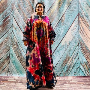 Kimono bandeau 1 pièce en rayonne tie-dye, style bohème long, pour femme, grande taille, tenue de plage et de vacances sexy - Product Image 1