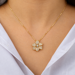 Collier Pendentif Fleur Élégant en Diamant Certifié IGI en Or Jaune 14K – Vente en Gros de Bijoux Floraux – Cadeau d'Anniversaire - Product Image 1