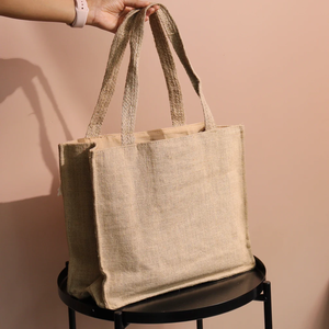 Sacs fourre-tout en paille de raphia faits à la main, style bohème, avec perles et étoiles de mer, par Whimsy Art Craft - Product Image 5