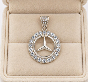 Pendentif en zircon argenté, breloque ronde avec centre triangulaire, collier, bijou, cadeau - Product Image 1