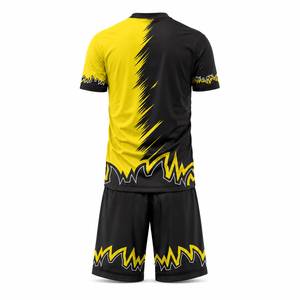 Maillot de football pour homme Claw Intl, noir et jaune, sublimé, col en V, manches courtes, polyester respirant, taille adulte - Product Image 5