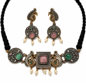 Collier ras-du-cou et boucles d'oreilles de mariage en laiton bicolore finition antique, style bohème ethnique vintage, avec zircon et motif floral serti clos, design audacieux - Product Image 1
