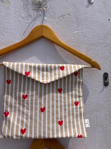 Conjunto de pijama de algodón con estampado de corazones y rayas para mujer, camisa con botones y pantalones con cintura elástica - Product Image 3