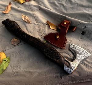Hacha de madera hecha a mano con mango de madera y funda de cuero para partir leña - Product Image 1