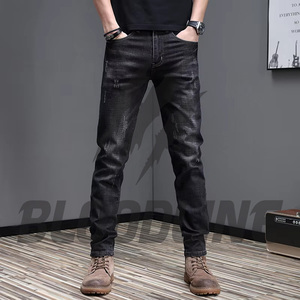 Jean en denim délavé noir coupe slim à jambe droite pour homme, style décontracté taille mi-haute en coton, collection automne - Product Image 1