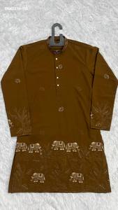 Kurta de hombre de calidad premium con diseño de elefante y lentejuelas, conjunto de pijama de algodón hasta la rodilla, proveedor de la India. - Product Image 5